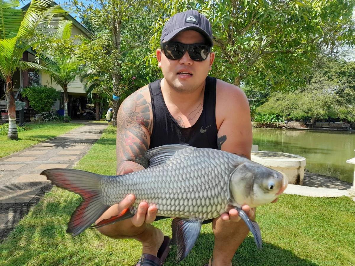 Llamados Fishing Lake San Kamphaeng Exterior photo